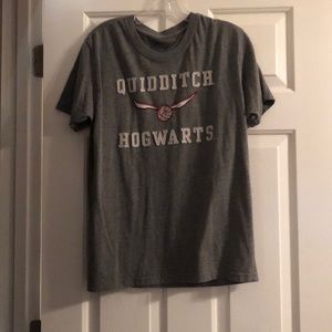 Hogwarts Quidditch T-shirt